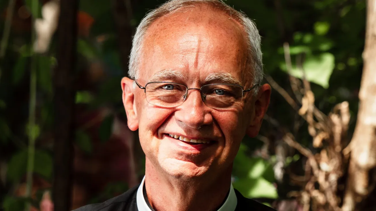 This pastor supports unions